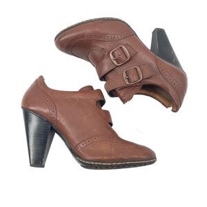 Sofft Womens Leather Bootie Heels Wingtip Buckle Strap Brown Size 7.5 M